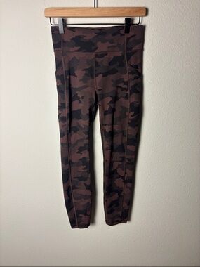 Lululemon Invigorate High-Rise Tight 25"
Heritage 365 Camo Brown Earth Multi